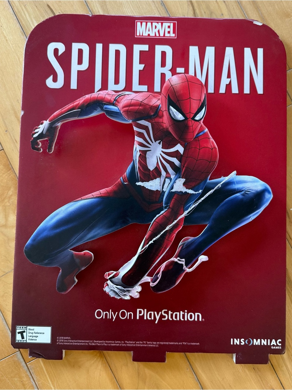 Marvel Spider-Man Arcade Display - Red & Blue